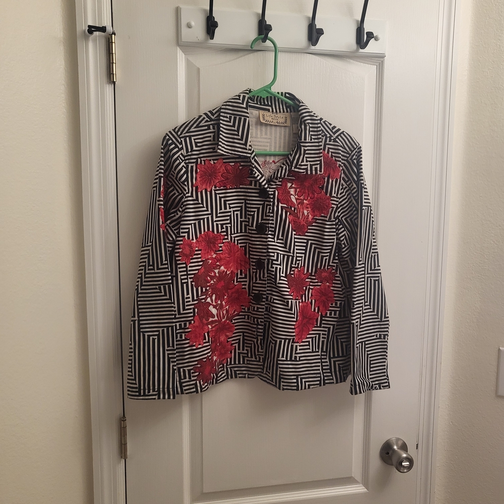Life Style Black‎ and White Blazer with Red Floral Design Pre-own